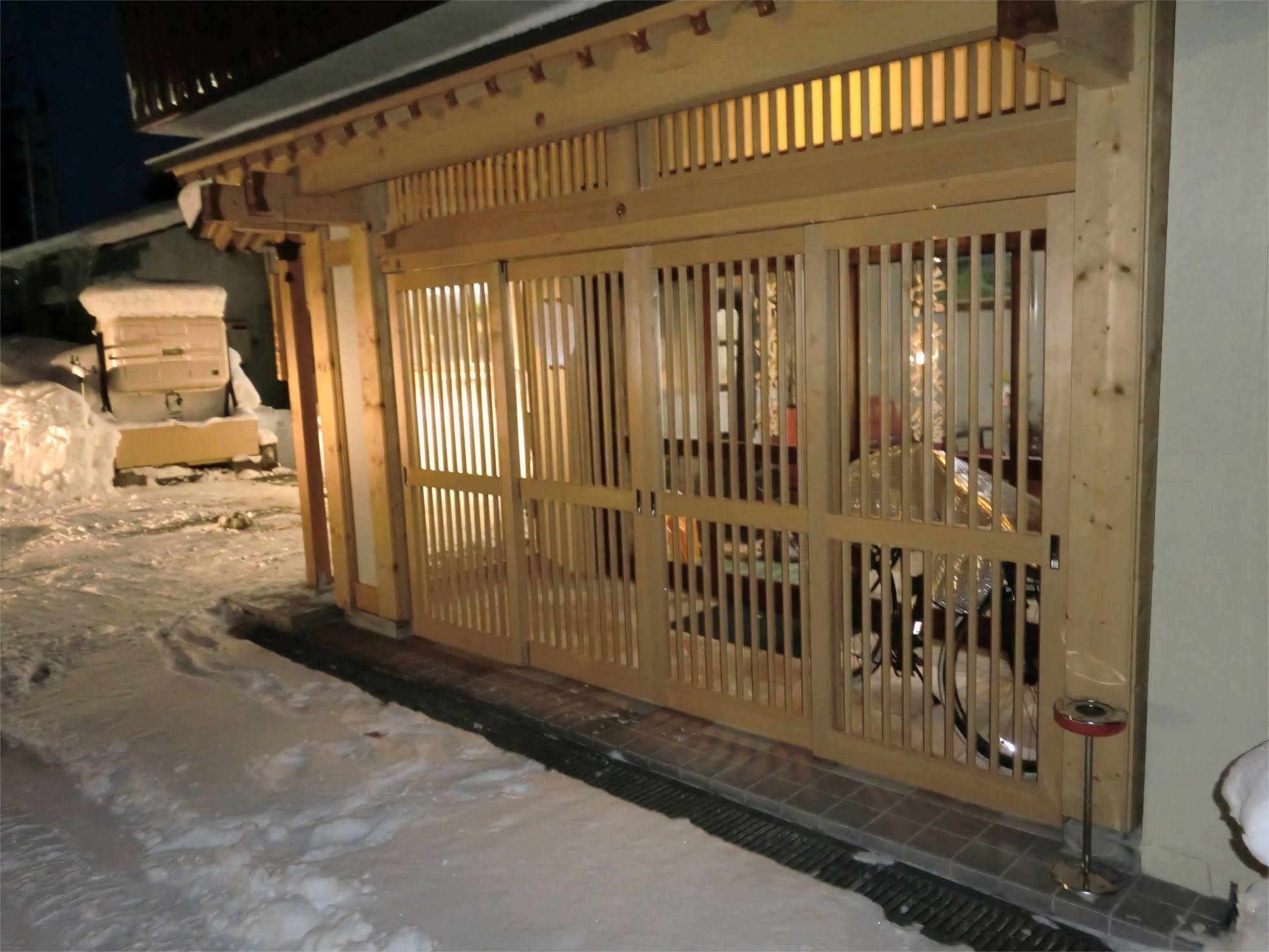荣弥温泉民宿 雫石町 外观 照片