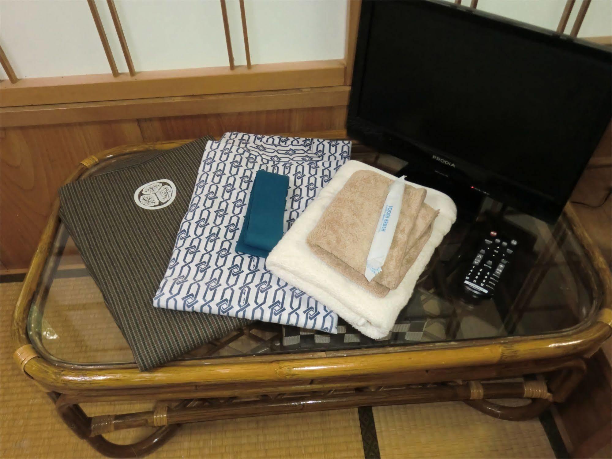 荣弥温泉民宿 雫石町 外观 照片