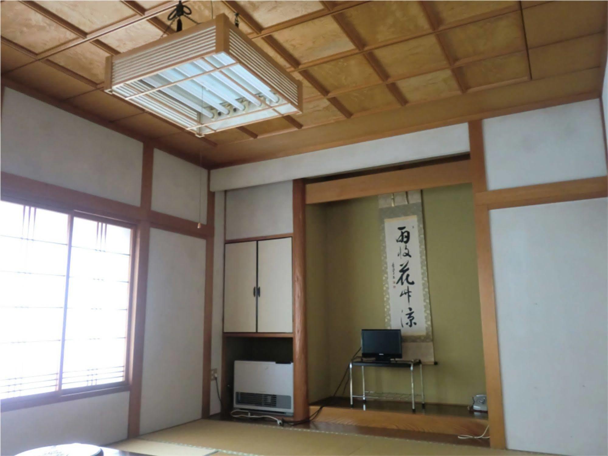 荣弥温泉民宿 雫石町 外观 照片